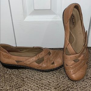 Clarks Bendables Tan Leather Shoes 8M